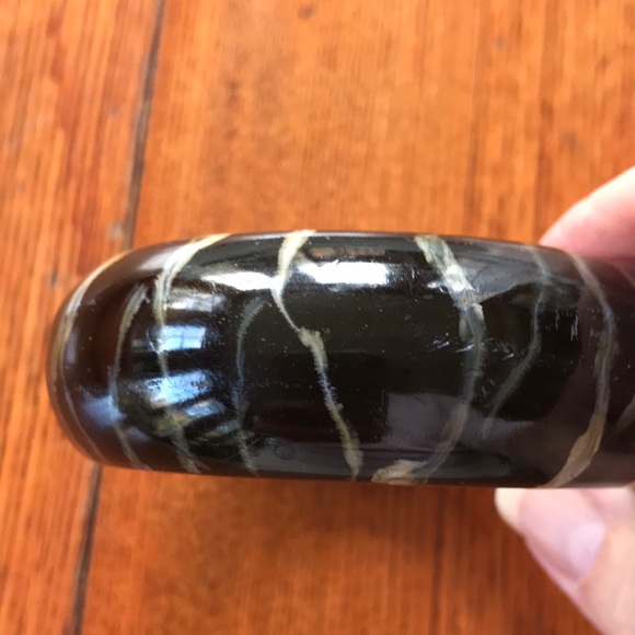 Black/White Animal Print Bangle - Picture 2 of 4